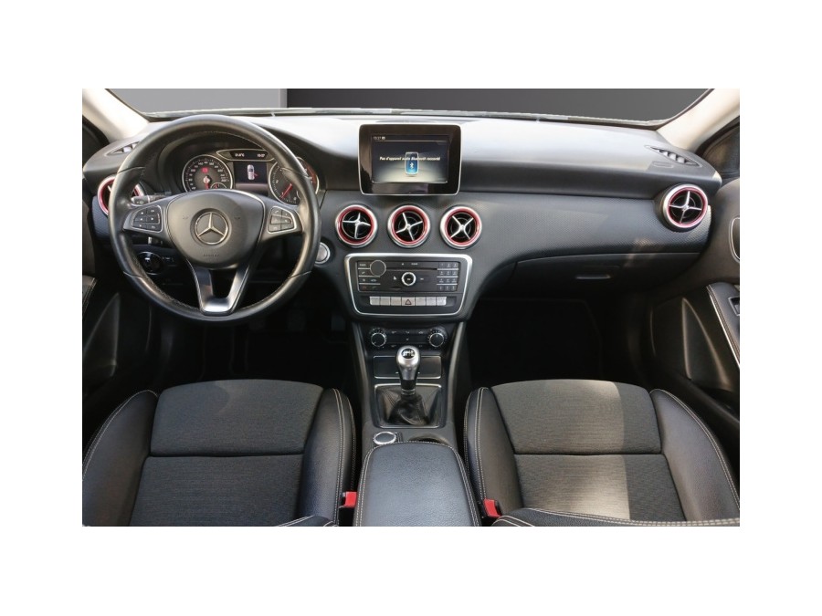 MERCEDES d'occasion CLASSE A A180 D SENSATION de 2017 La Ciotat (13)﻿