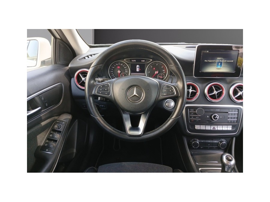 MERCEDES d'occasion CLASSE A A180 D SENSATION de 2017 La Ciotat (13)﻿