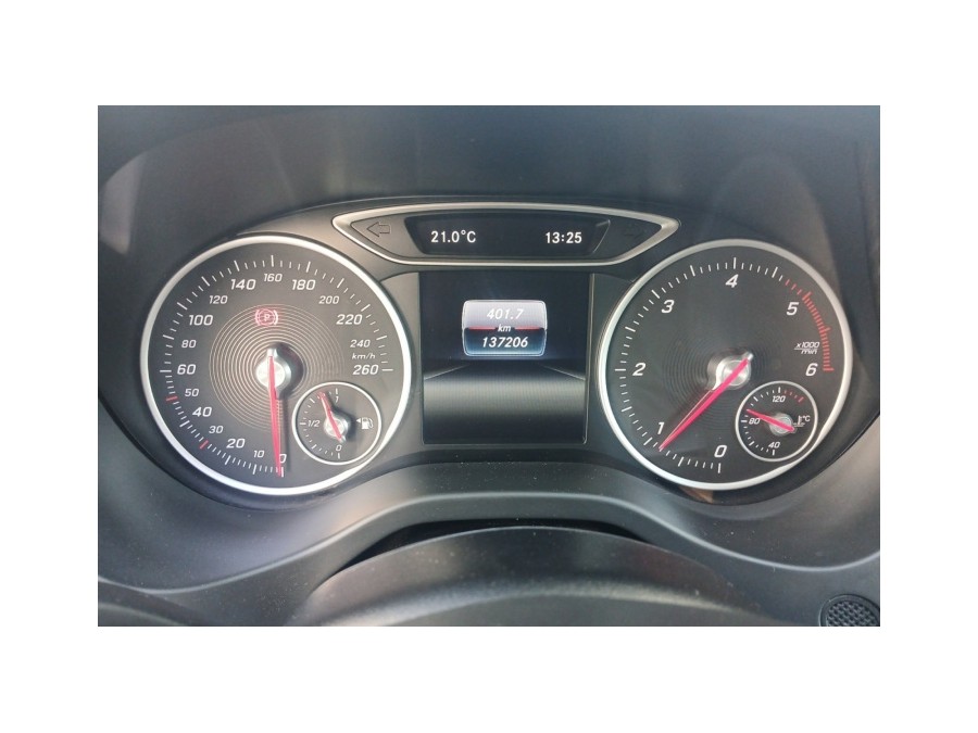 MERCEDES d'occasion CLASSE A A180 D SENSATION de 2017 La Ciotat (13)﻿