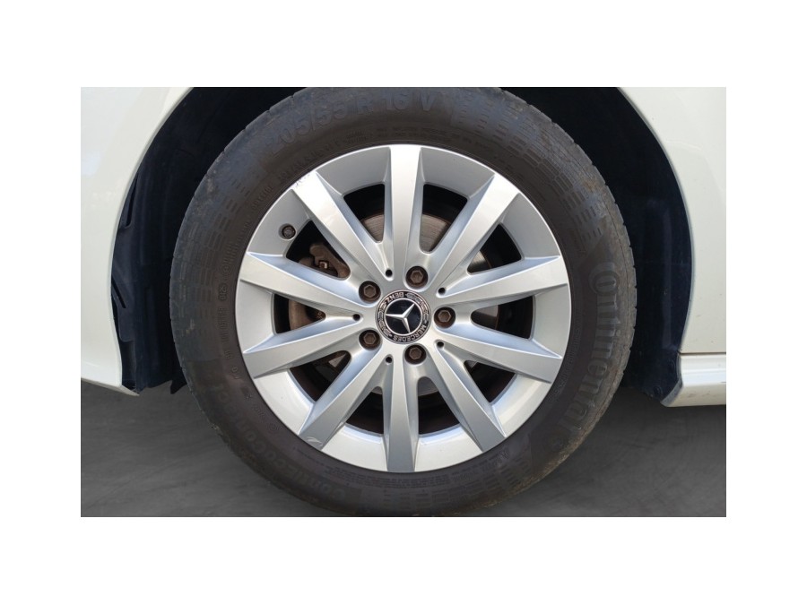 MERCEDES d'occasion CLASSE A A180 D SENSATION de 2017 La Ciotat (13)﻿