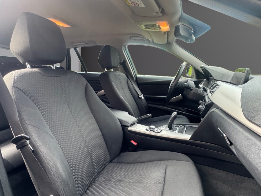 BMW d'occasion SERIE 3 TOURING 318D 150 BUSINESS BVA de 2017 Vannes