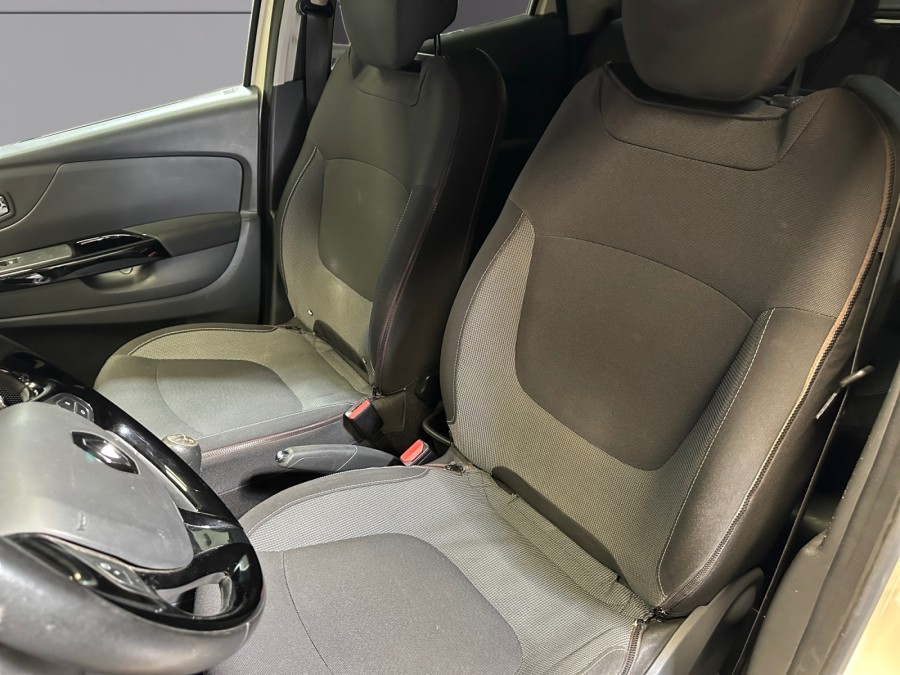 RENAULT d'occasion CAPTUR 0.9 TCE de 2013 St Jean du Cardonnay (76)﻿