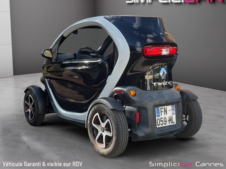 RENAULT d'occasion TWIZY 5ch 6.1kWh de 2020 Cannes (06)﻿