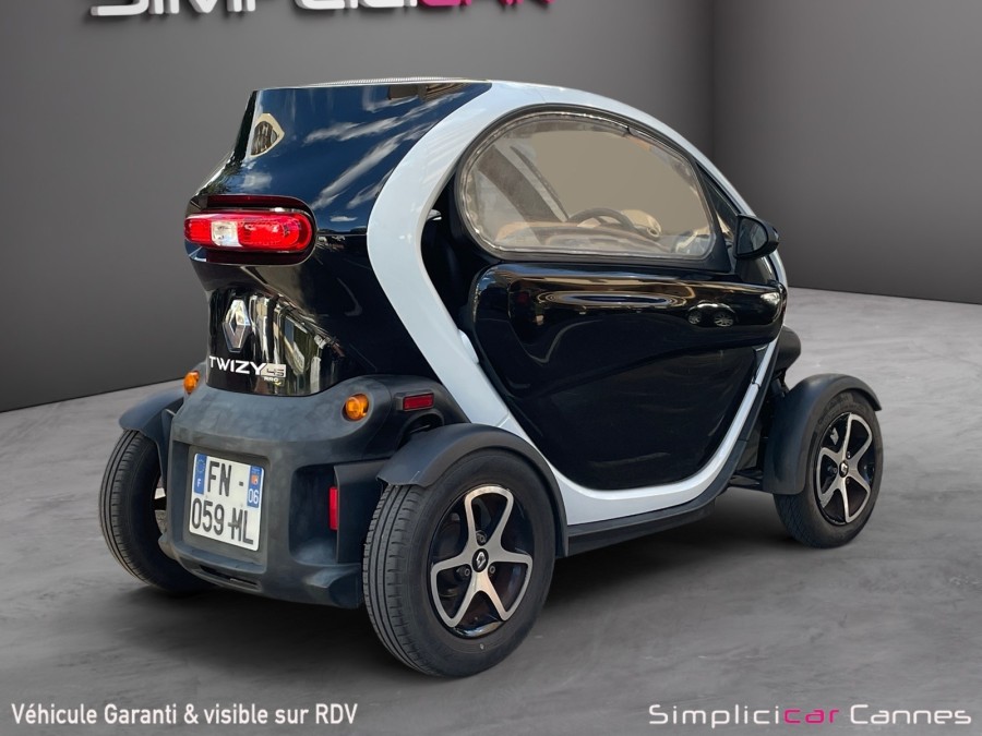 RENAULT d'occasion TWIZY 5ch 6.1kWh de 2020 Cannes (06)﻿