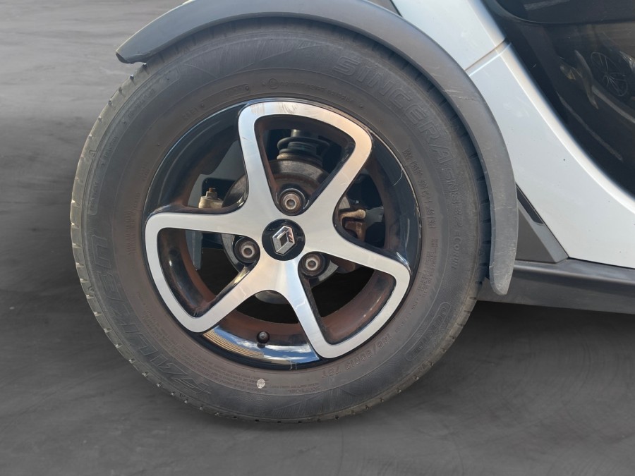 RENAULT d'occasion TWIZY 5ch 6.1kWh de 2020 Cannes (06)﻿