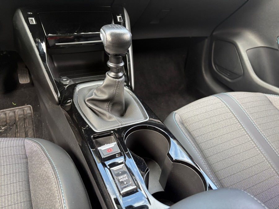 PEUGEOT d'occasion 208 208 1.2 PURETECH 100 ALLURE BUSINESS de 2021