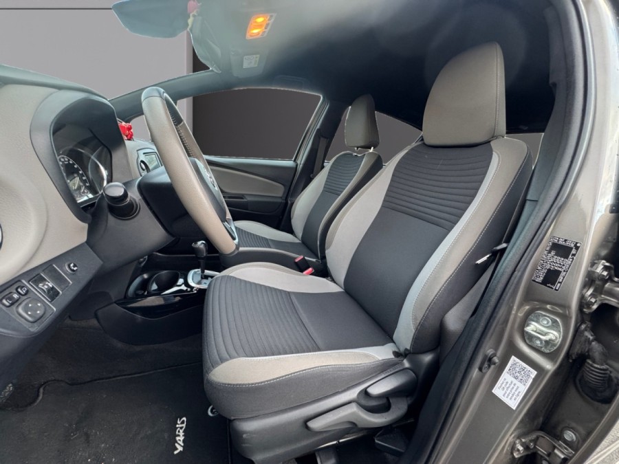 TOYOTA d'occasion YARIS 100H DYNAMIC BUSINESS de 2019 Limoges (87)﻿