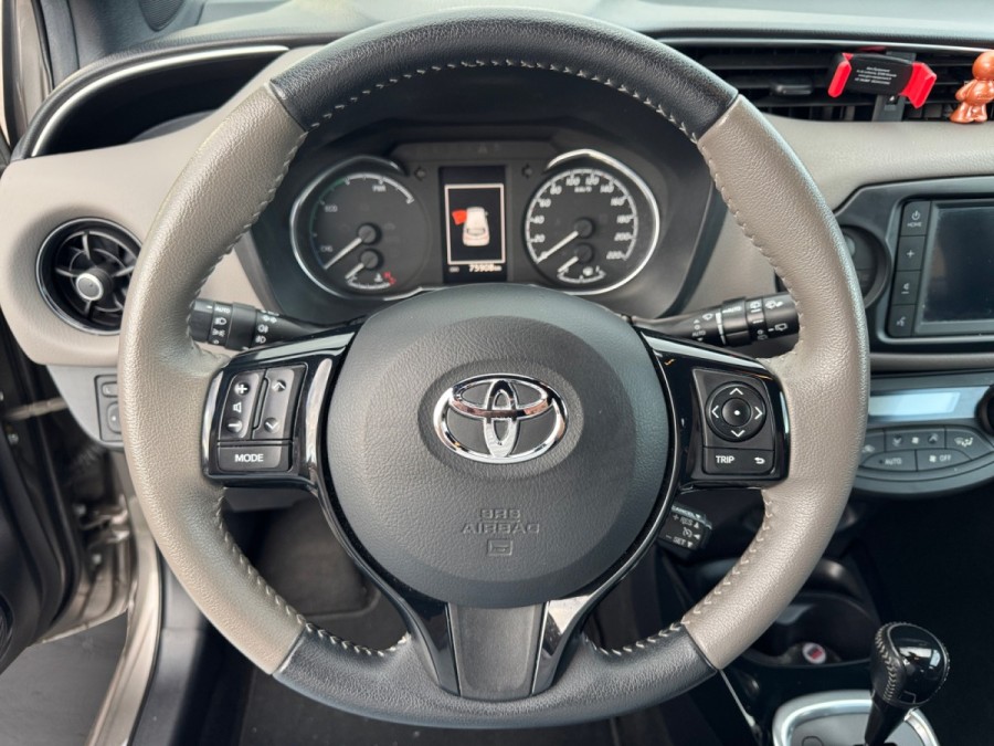 TOYOTA d'occasion YARIS 100H DYNAMIC BUSINESS de 2019 Limoges (87)﻿