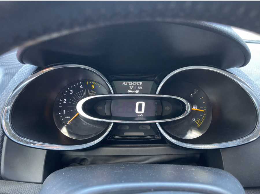 RENAULT d'occasion CLIO 1.5 DCI 75 ZEN de 2013 Le Raincy (93)﻿