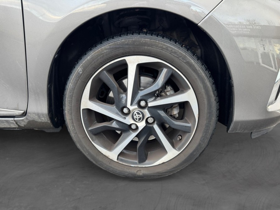 TOYOTA d'occasion YARIS 100H DYNAMIC BUSINESS de 2019 Limoges (87)﻿