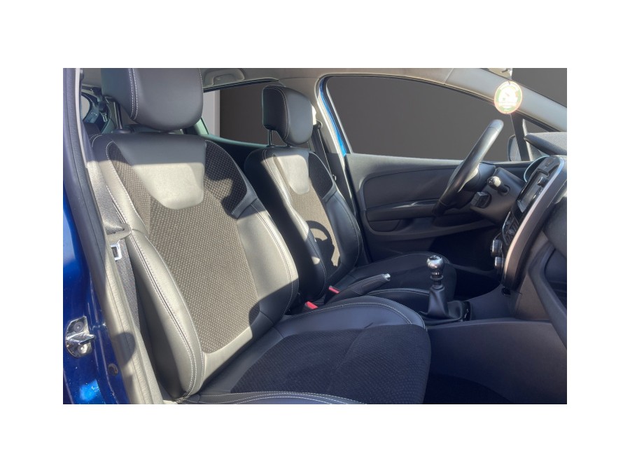 RENAULT d'occasion CLIO TCE 120 LIMITED de 2016 Lyon Nord (69)﻿