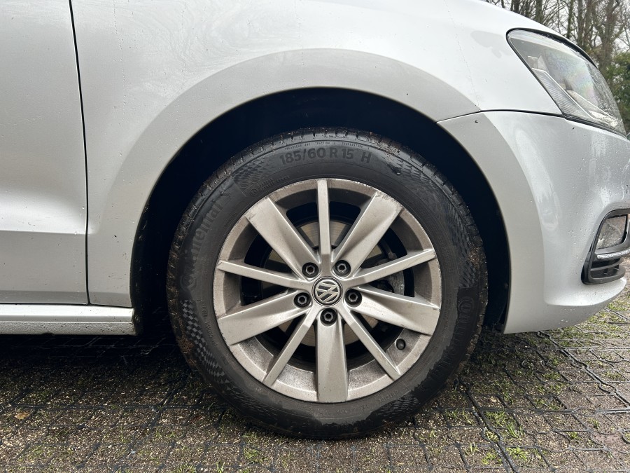 VOLKSWAGEN d'occasion POLO 1.2 TSI 90 ALLSTAR de 2015 Vaucresson (92)﻿