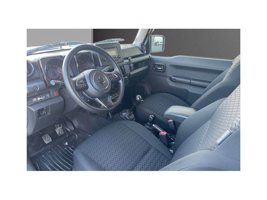 SUZUKI d'occasion JIMNY 1.5 VVT AVANTAGE de 2019 Royan (17)﻿