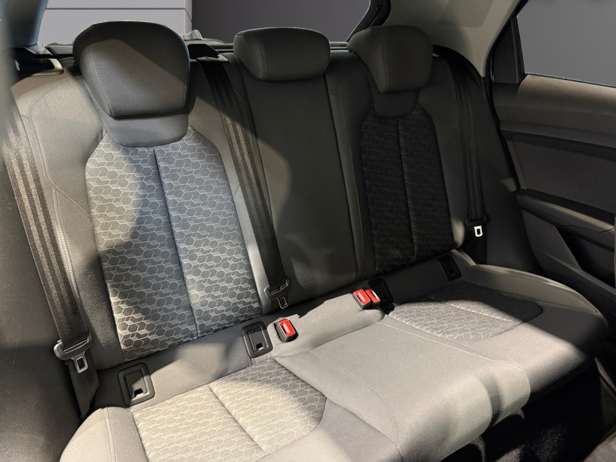 AUDI d'occasion A1 30 TFSI 116 de 2019 Narbonne (11)﻿