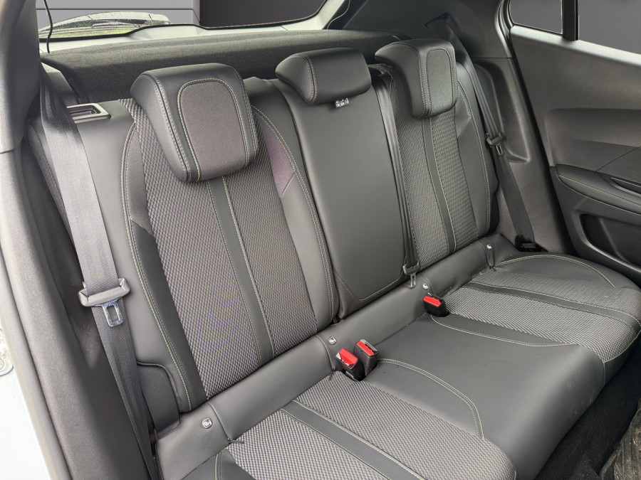 PEUGEOT d'occasion 2008 1.2 HYBRID 145 GT E-DCS de 2025 Poitiers (86)﻿