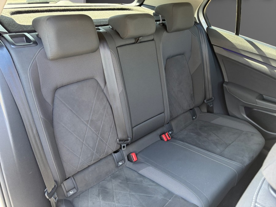 VOLKSWAGEN d'occasion GOLF 2.0 TDI SCR 150 ACTIVE DSG de 2020 Lyon