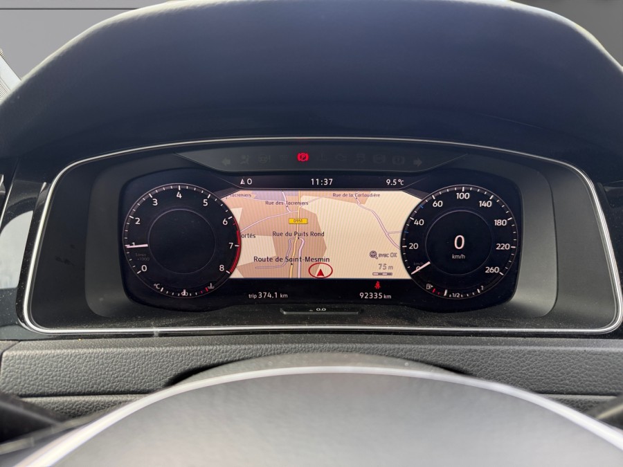 VOLKSWAGEN d'occasion GOLF 1.0 TSI 115 CONFORTLINE de 2019 Orleans