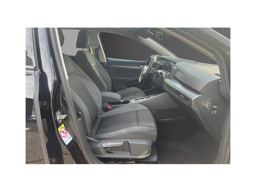 VOLKSWAGEN d'occasion GOLF VIII 1.0 E-TSI OPF 110 LIFE 1ST DSG de