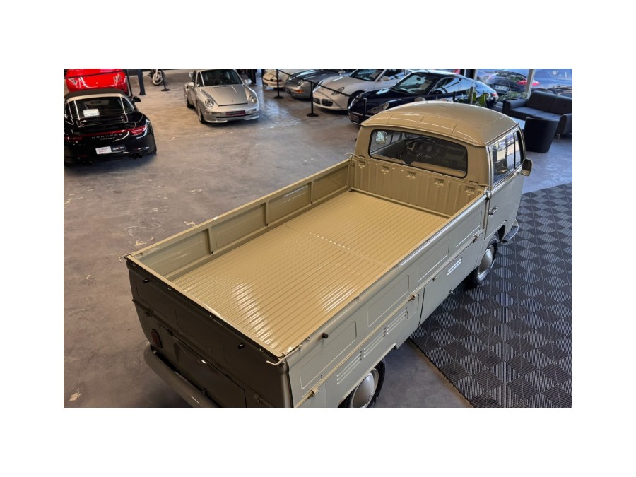 VOLKSWAGEN d'occasion COMBI T2 de 1969 Pau (64)﻿