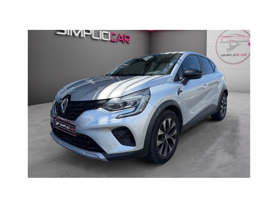 RENAULT d'occasion CAPTUR 1.3 MILD HYBRID 140 EVOLUTION EDC de 2023