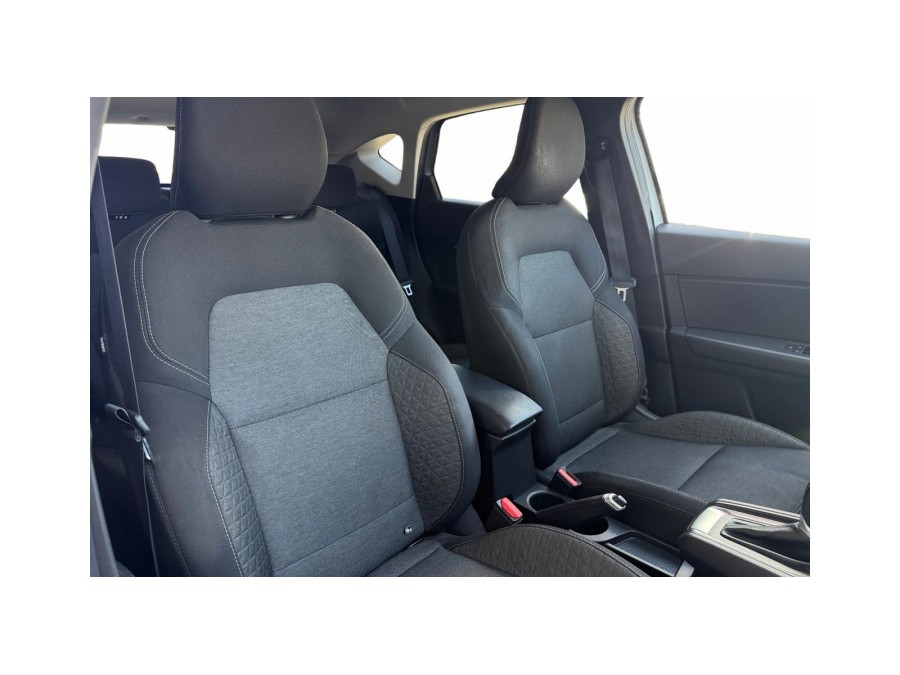 RENAULT d'occasion CAPTUR 1.3 MILD HYBRID 140 EVOLUTION EDC de 2023