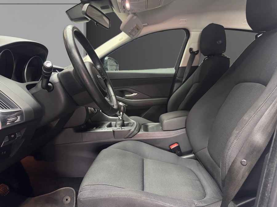 JAGUAR d'occasion E-PACE D150 FWD R-DYNAMIC SE de 2019 Pau (64)﻿