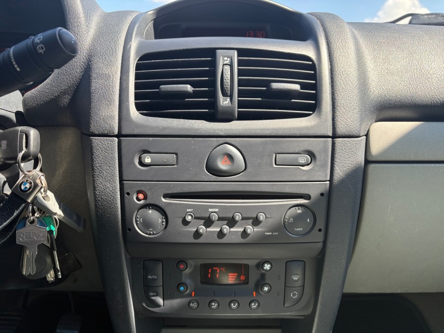 RENAULT d'occasion CLIO CAMPUS 1.4 16V de 2004 Méry Sur Oise (95)﻿