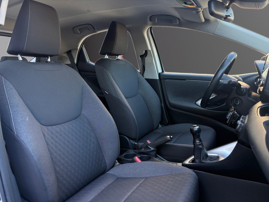 TOYOTA d'occasion YARIS 70 VVTI FRANCE BUSINESS de 2021 Méry Sur Oise