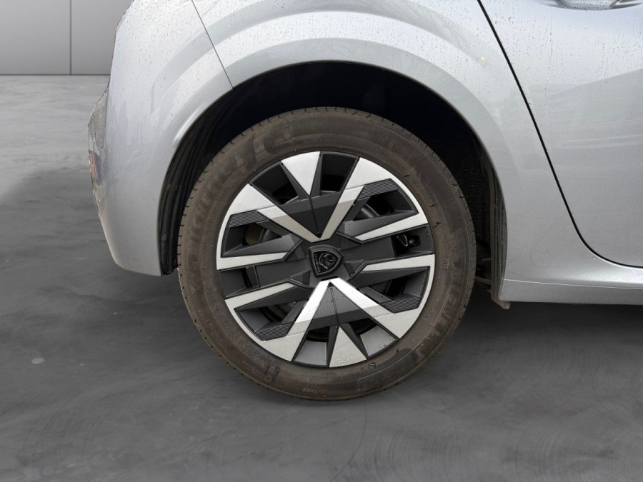 PEUGEOT d'occasion 208 1.2 PURETECH 100 de 2025 Montreuil (93)﻿