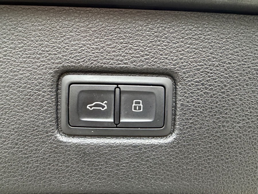 AUDI d'occasion Q7 3.0 V6 TDI 272 S-LINE 7PL de 2016 Nord Isère (38)﻿