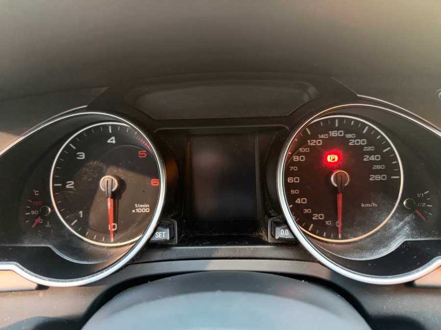 AUDI d'occasion A5 SPORTBACK 2.0 TDI 177 AMBIENTE MULTITRONIC de 2013