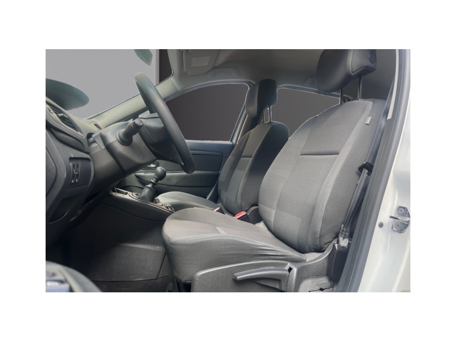 RENAULT d'occasion SCENIC 1.6 110 AUTHENTIQUE 5P de 2009 Le Raincy