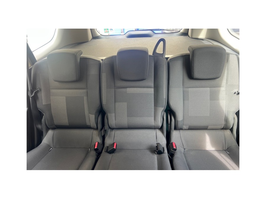 RENAULT d'occasion SCENIC 1.6 110 AUTHENTIQUE 5P de 2009 Le Raincy