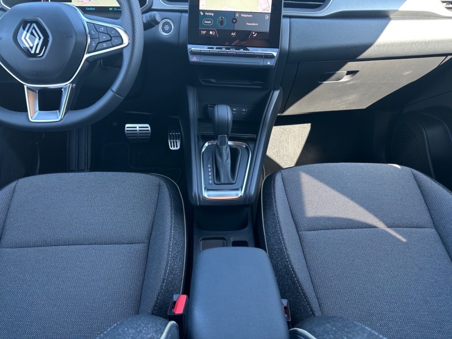 RENAULT d'occasion CAPTUR 1.6 E-TECH 145 EVOLUTION de 2025 Coeur