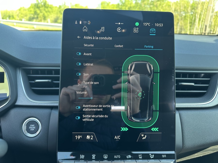 RENAULT d'occasion CAPTUR 1.6 E-TECH 145 EVOLUTION de 2025 Coeur