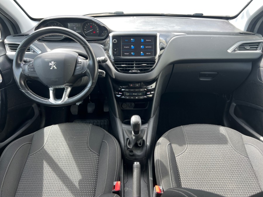 PEUGEOT d'occasion 208 1.2 PURE TECH 110 ALLURE de 2017 Saint Maximin