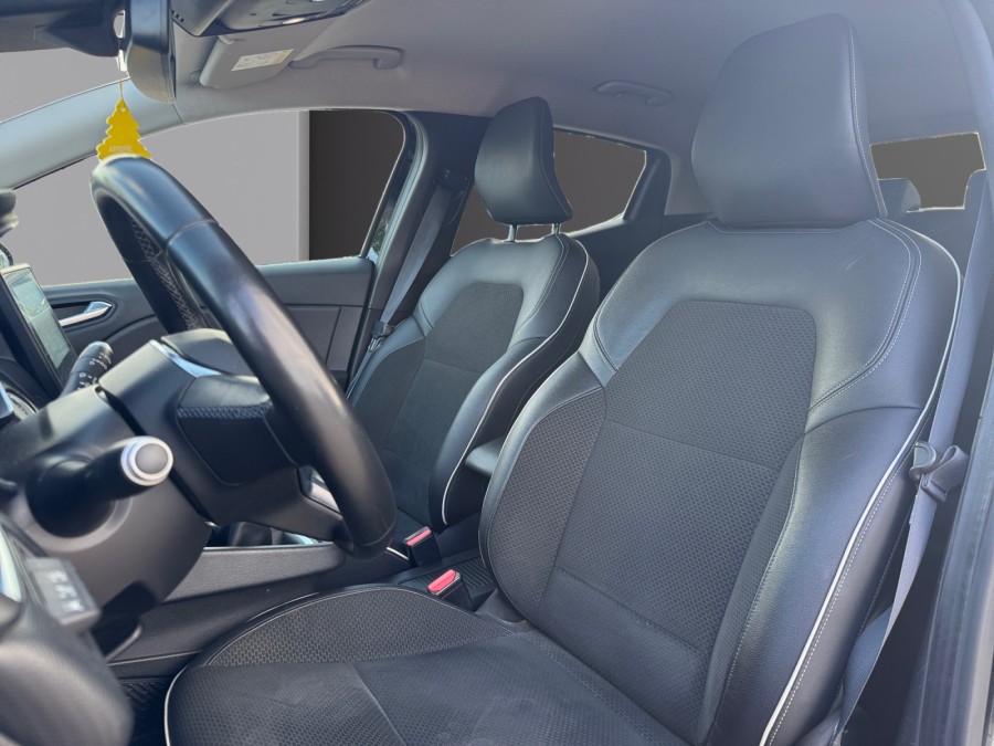 RENAULT d'occasion CLIO 1.0 TCE 100 INTENS de 2019 Evreux (27)﻿