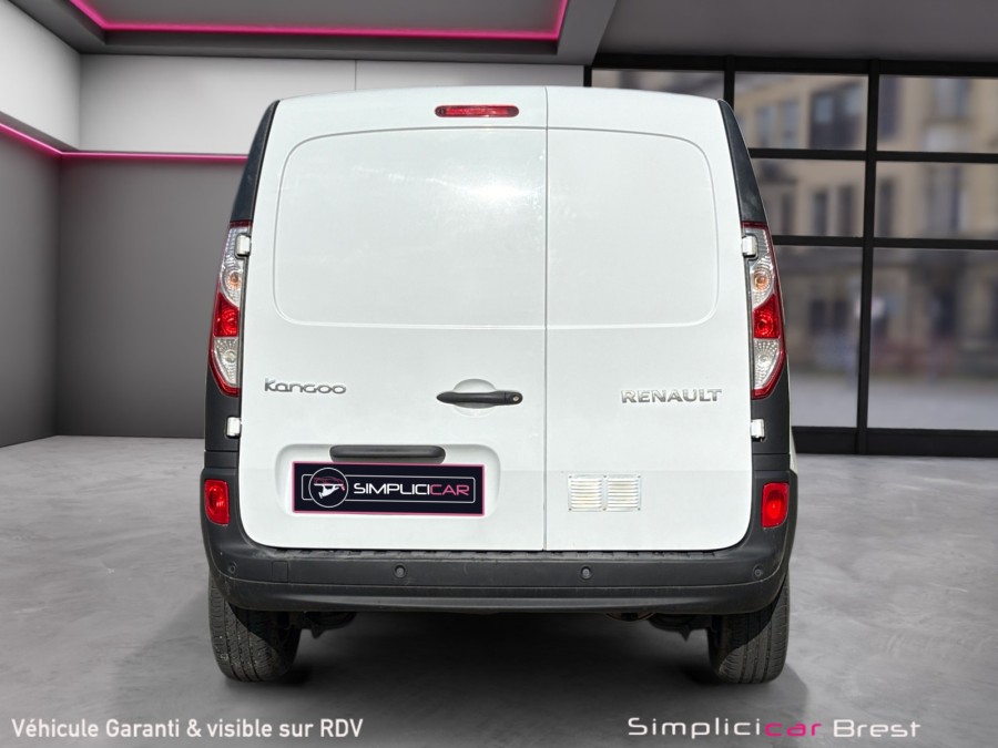 RENAULT d'occasion KANGOO 1.5 DCI 75 GENERIQUE de 2017 Brest (29)﻿