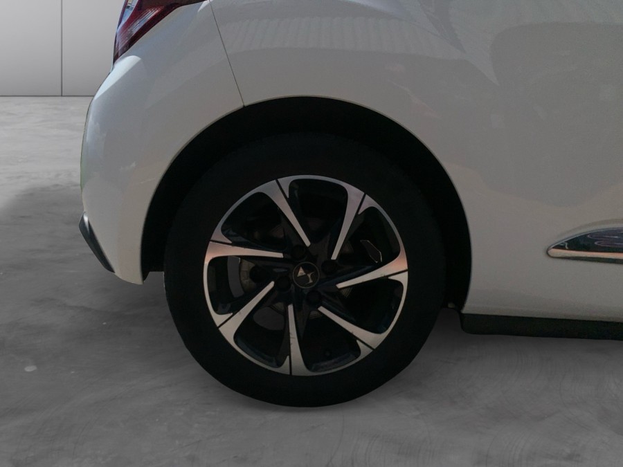 DS d'occasion DS3 1.6 BLUE HDI 100 CONNECTED CHIC de 2017 Perpignan