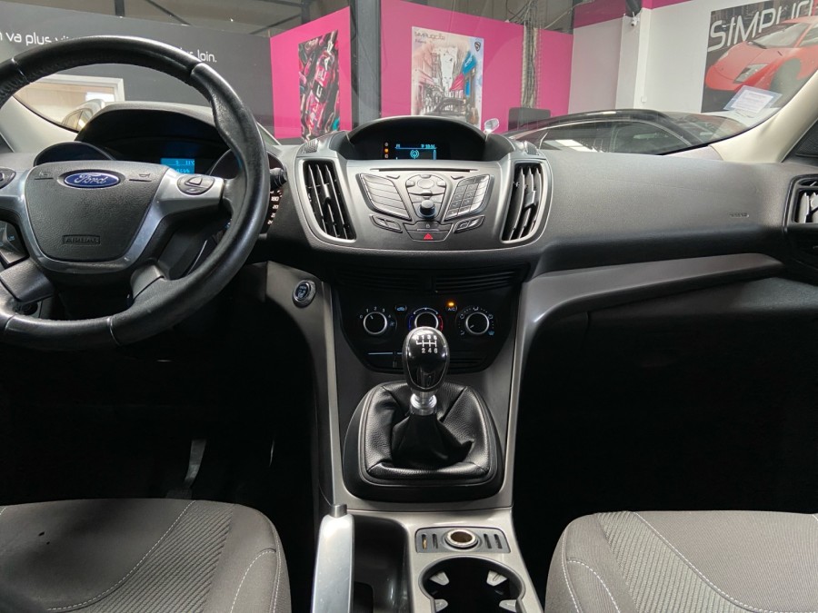 FORD d'occasion KUGA 2.0 TDCI 150 BUSINESS NAV de 2015 Brest (29)﻿