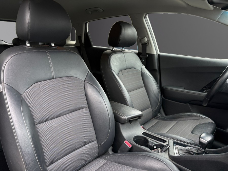 KIA d'occasion NIRO 1.6 GDI 141 de 2018 Caen (14)﻿