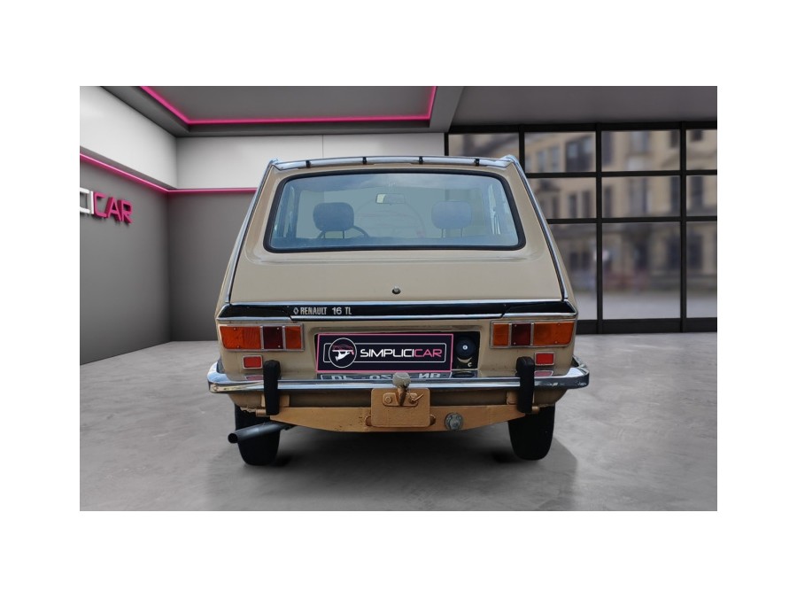 RENAULT d'occasion R16TL PPPPPP de 1976 La Ciotat (13)﻿