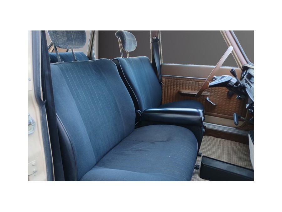 RENAULT d'occasion R16TL PPPPPP de 1976 La Ciotat (13)﻿