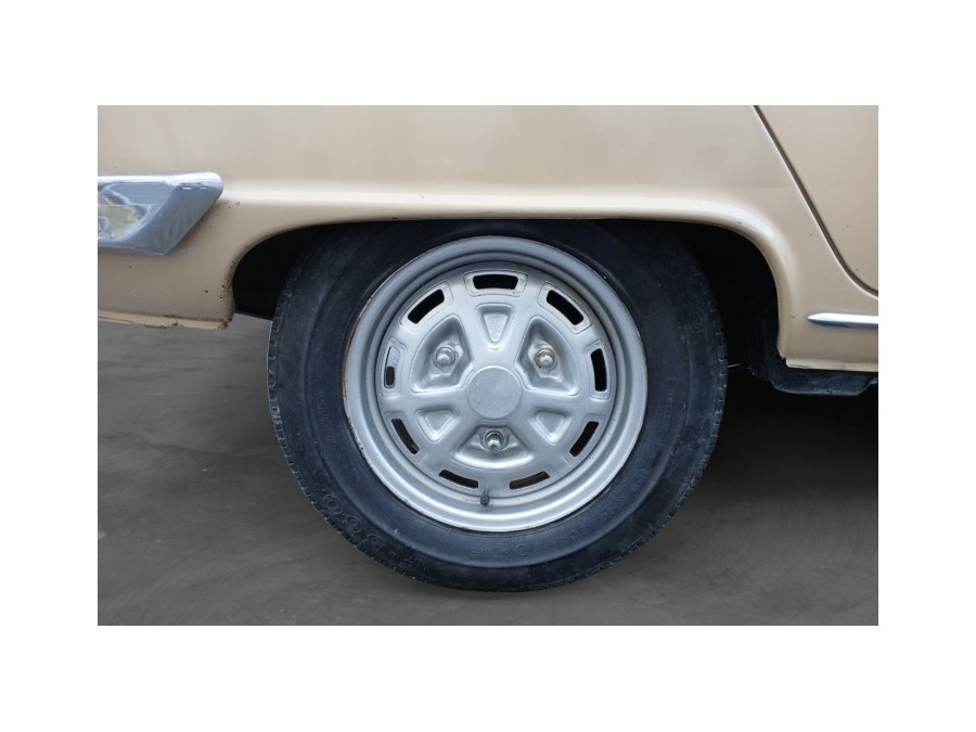 RENAULT d'occasion R16TL PPPPPP de 1976 La Ciotat (13)﻿