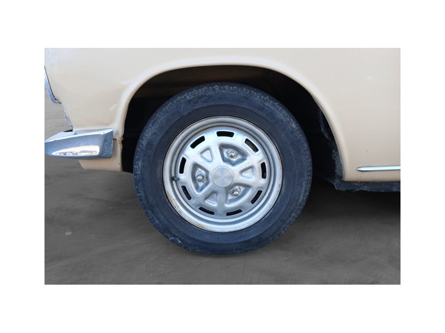 RENAULT d'occasion R16TL PPPPPP de 1976 La Ciotat (13)﻿