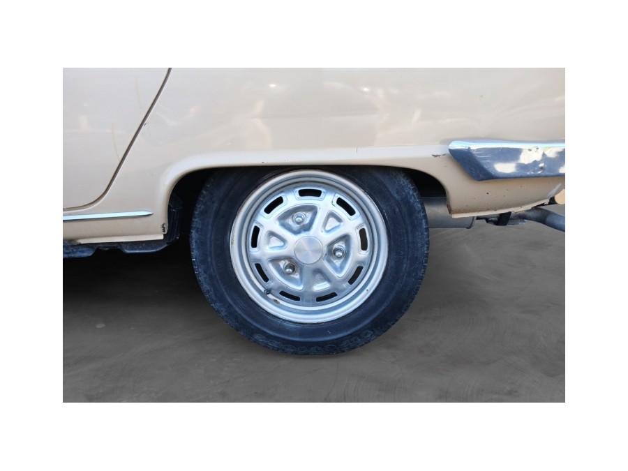 RENAULT d'occasion R16TL PPPPPP de 1976 La Ciotat (13)﻿