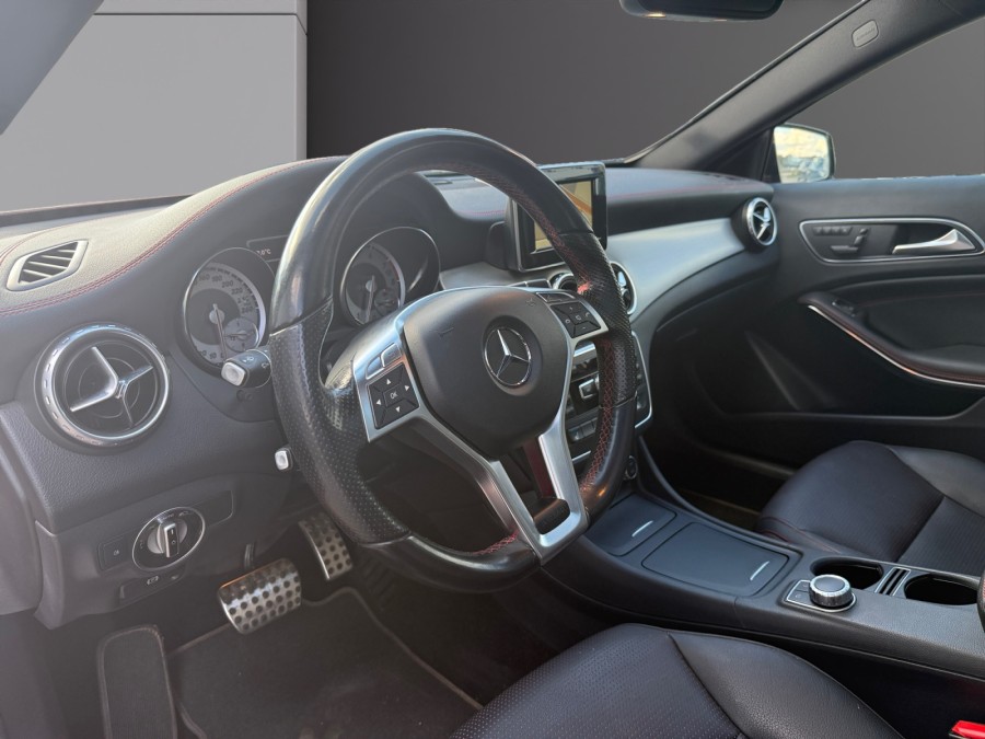 MERCEDES d'occasion CLASSE GLA GLA 250 INSPIRATION BA de 2014 Vannes