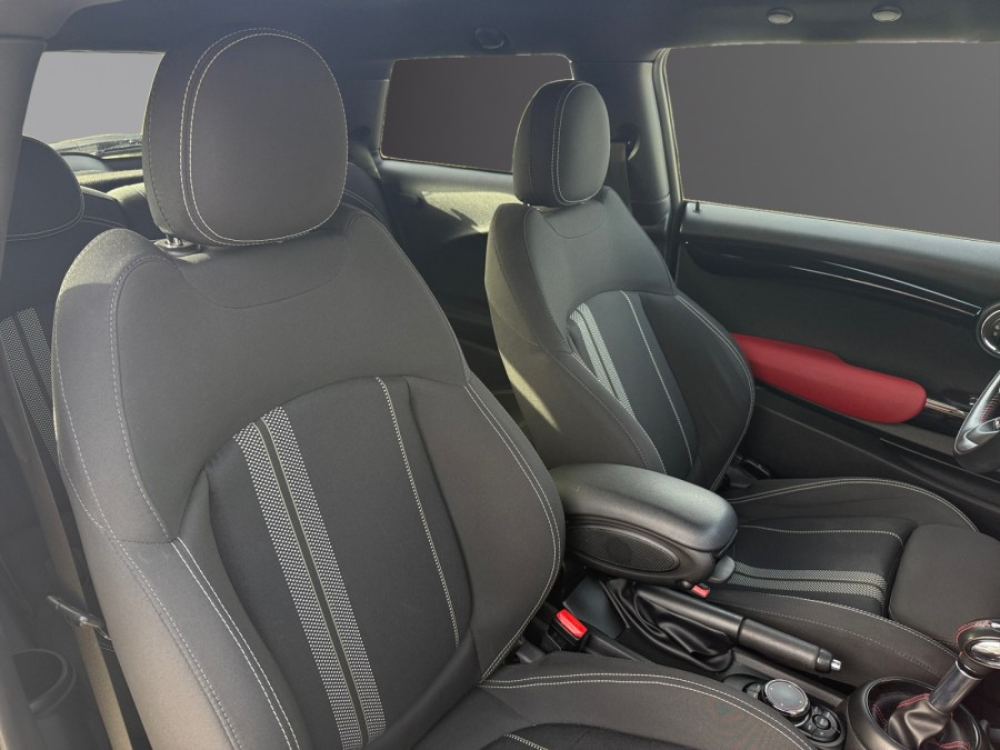 MINI d'occasion MINI JCW 211 de 2017 Orleans (45)﻿