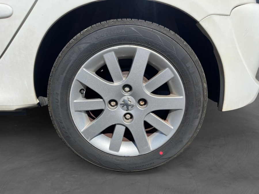 PEUGEOT d'occasion 206 PLUS 1.4 HDi Eco 70 de 2012 Vernon (27)﻿