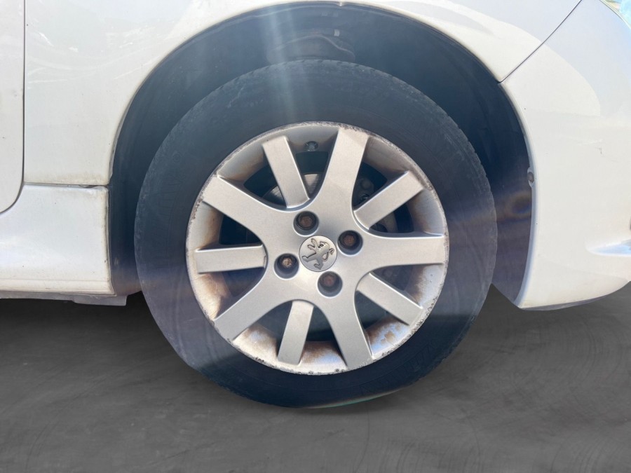 PEUGEOT d'occasion 206 PLUS 1.4 HDi Eco 70 de 2012 Vernon (27)﻿